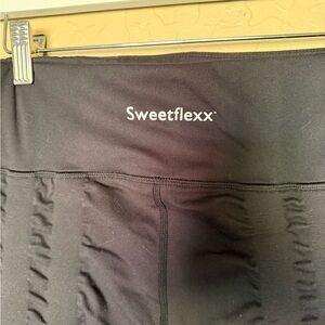 Sweetflexx Women's Black Leggings